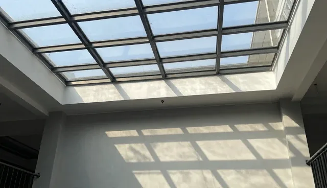 教学资源开发中性能与适用条件的比较取舍